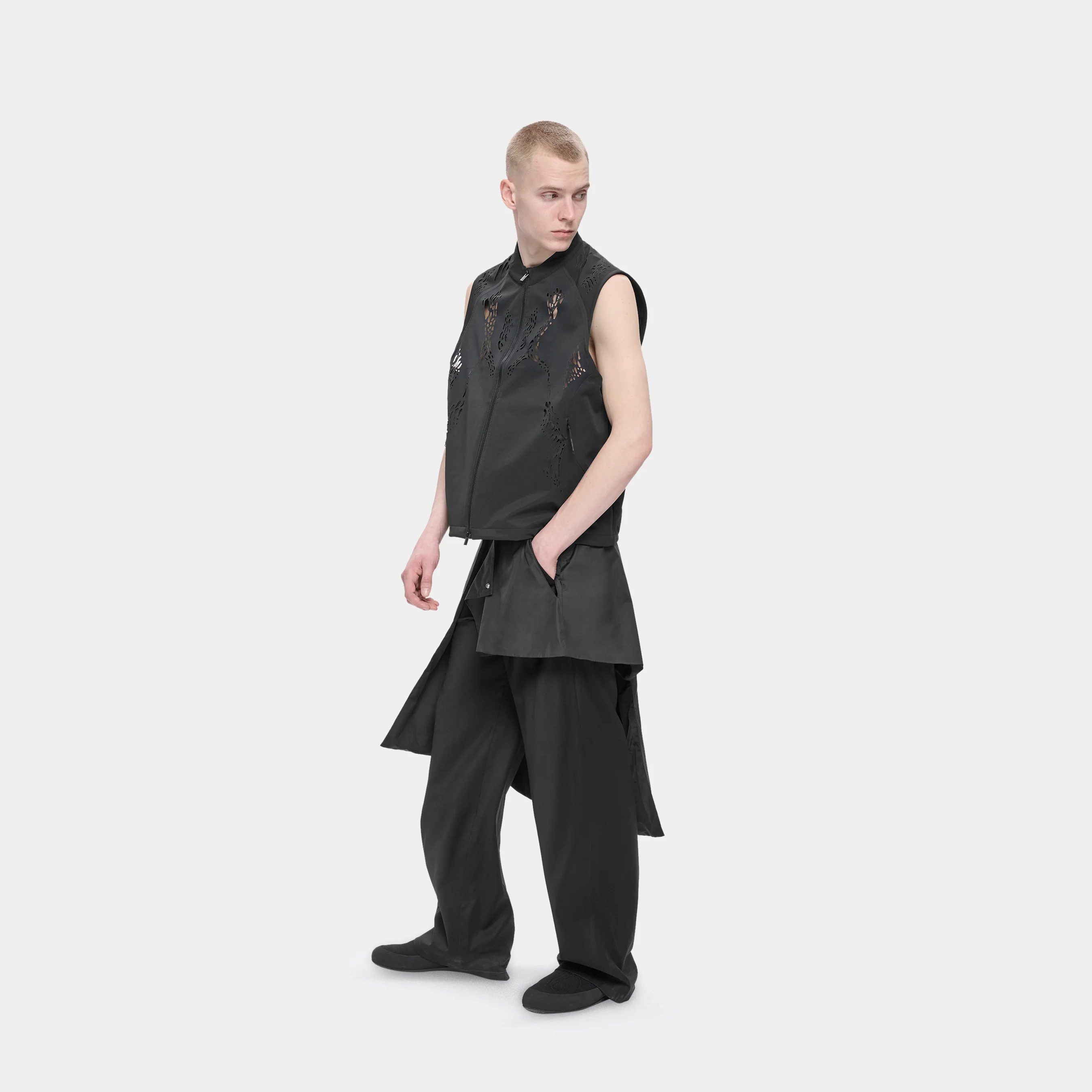 ROAN VEST - Image 4